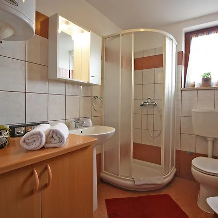 Apartment Irena 1310 Fazana